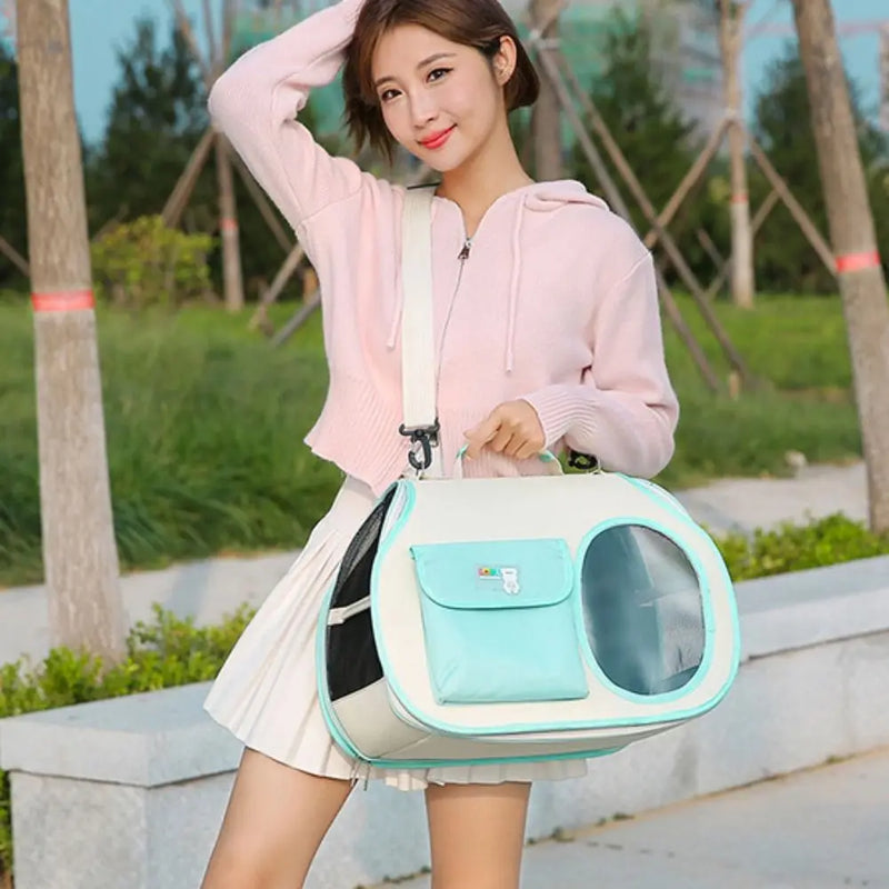 Fashionable Cat Carrying Bag Breathable Large Capacity Cat Backpack Lightweight Foldable Dog Carrier Bag Puppy