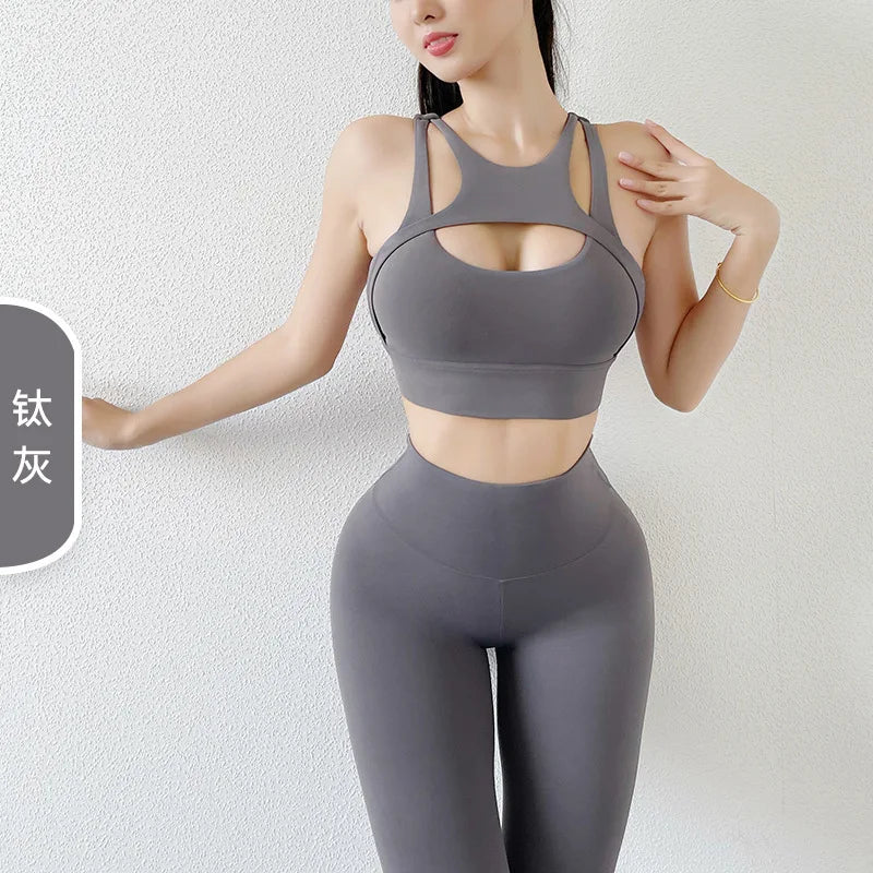 2022 Double-sided matted three-dimensional hollow back sports underwear shockproof gathered yoga sports bra fitness vest